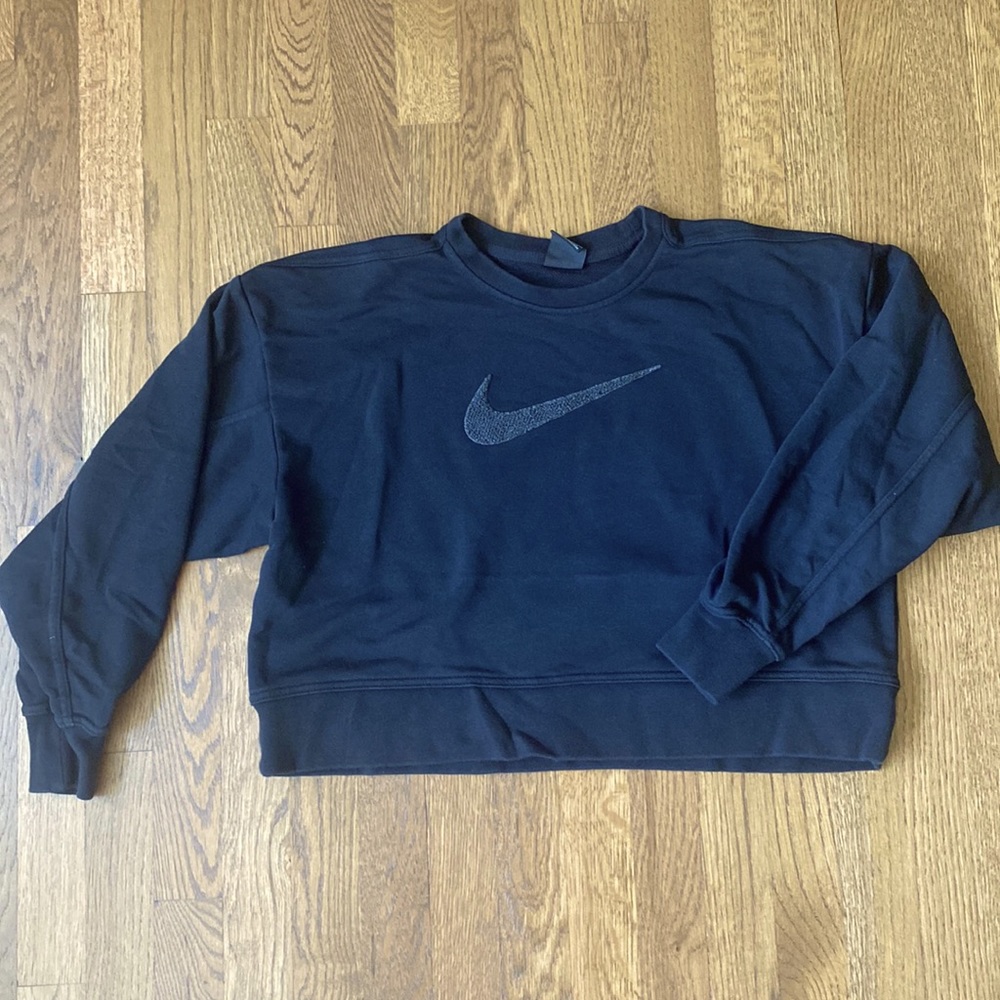 Nike crop sweatshirt